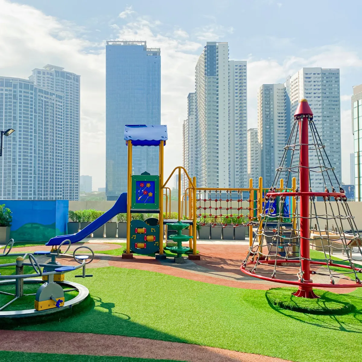 Seda Vertis North - Quezon